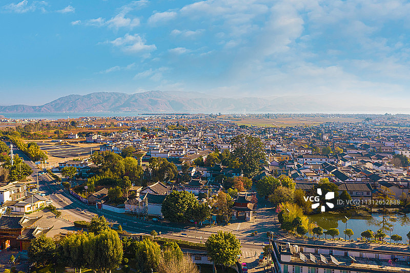 航拍大理喜洲古镇图片素材