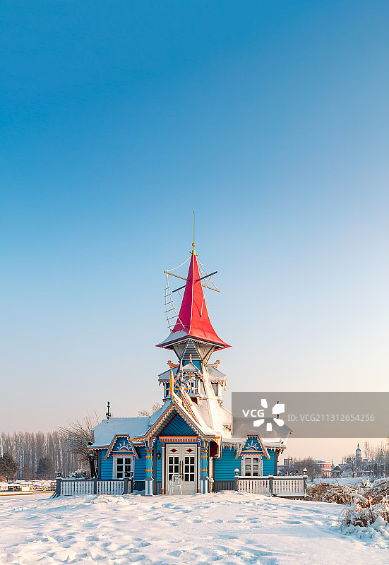 哈尔滨伏尔加庄园冬季日景图片素材