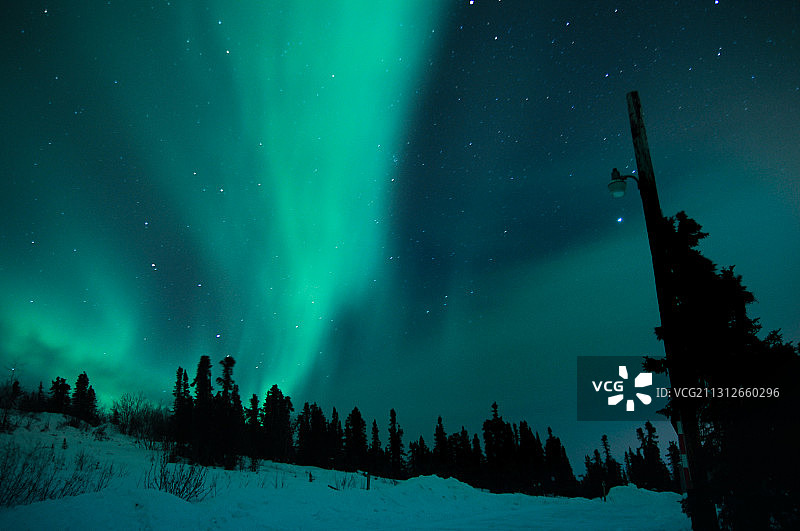 阿拉斯加的极夜极光图片素材