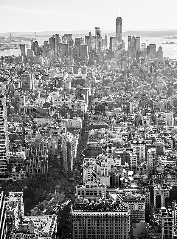 下曼哈顿城市空中全景图片素材