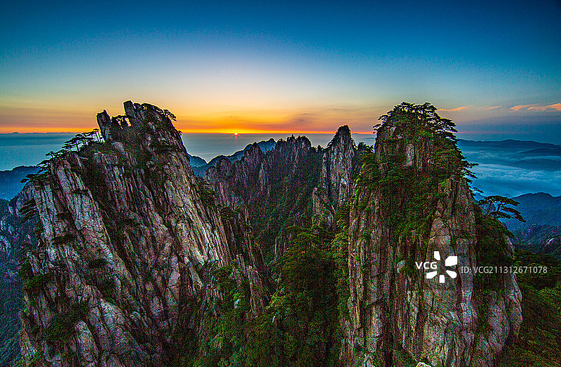 黄山始信峰日出图片素材