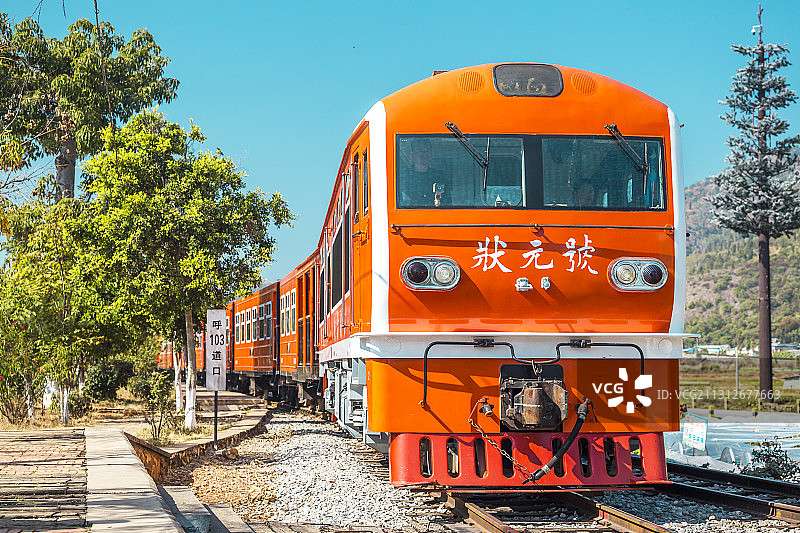 云南建水米轨小火车旅游专列图片素材