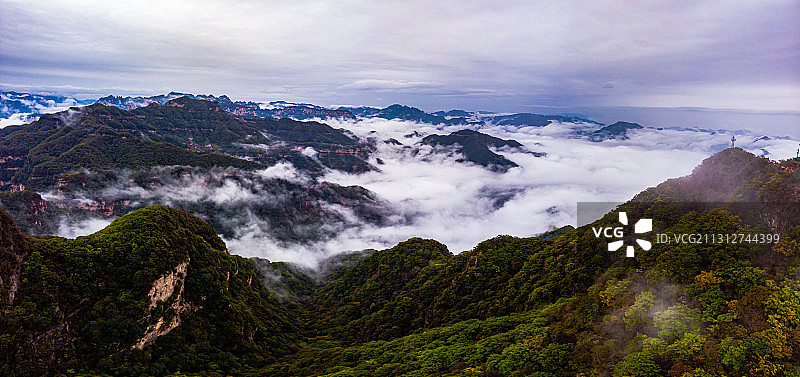 河南济源王屋山国庆云海全景图片素材