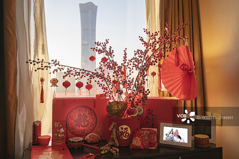 2021年元旦洒进家里的第一道曙光图片素材