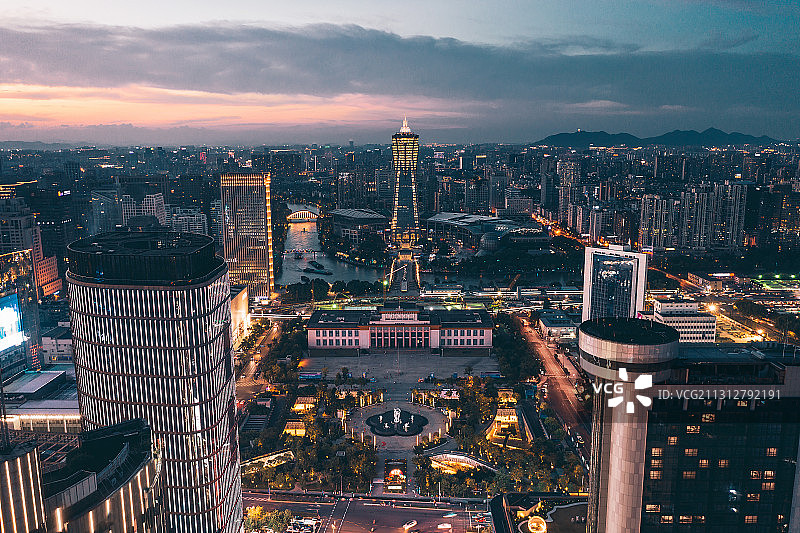 杭州武林广场日落航拍图片素材