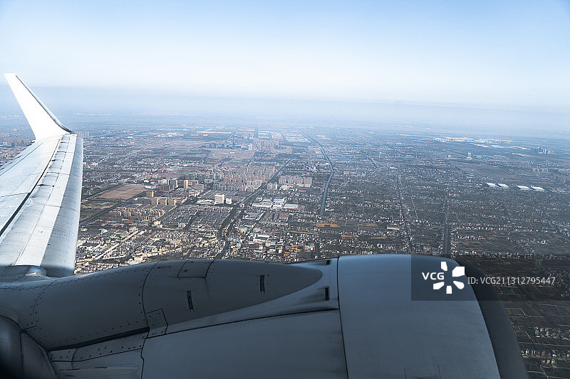 杭州飞机窗外建设图片素材