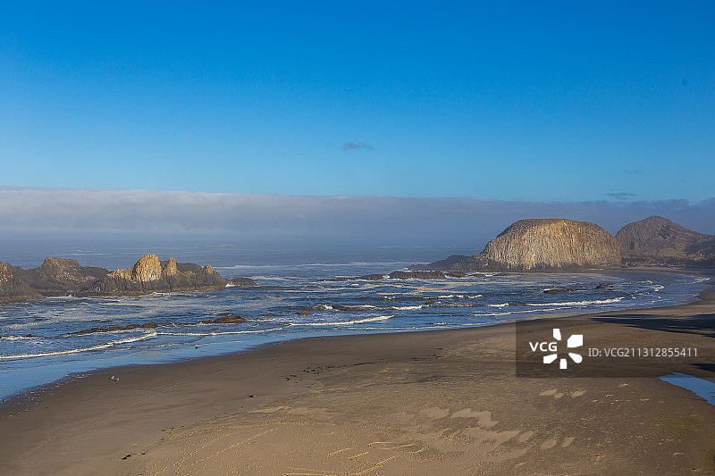 美国俄勒冈州海岸线的清晨图片素材