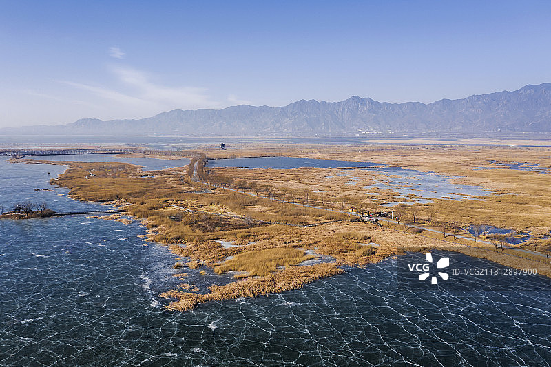 冰封野鸭湖图片素材