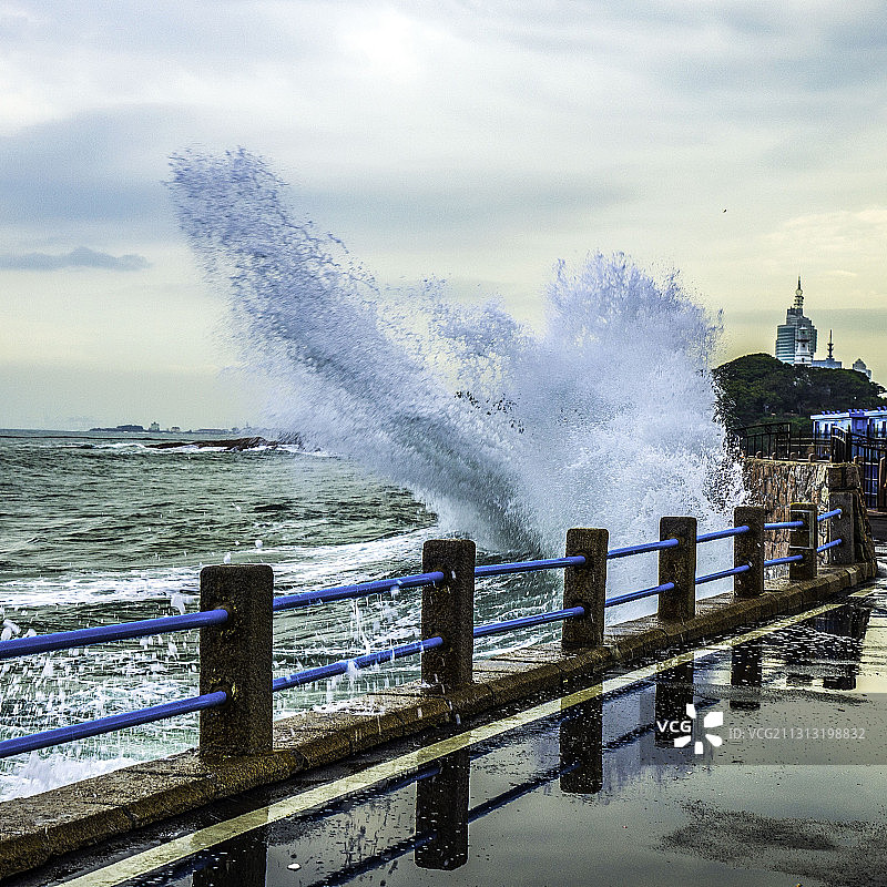 台风“珍珍”影响青岛图片素材