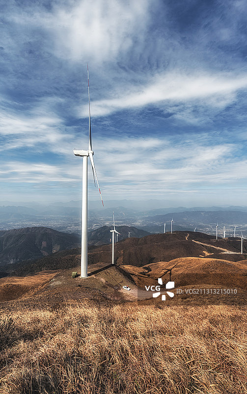 桂林兴安县摩天岭风力发电站图片素材