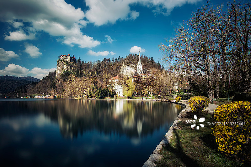 欧洲斯洛文尼亚布莱德湖的阿尔卑斯山脚下的景色5图片素材