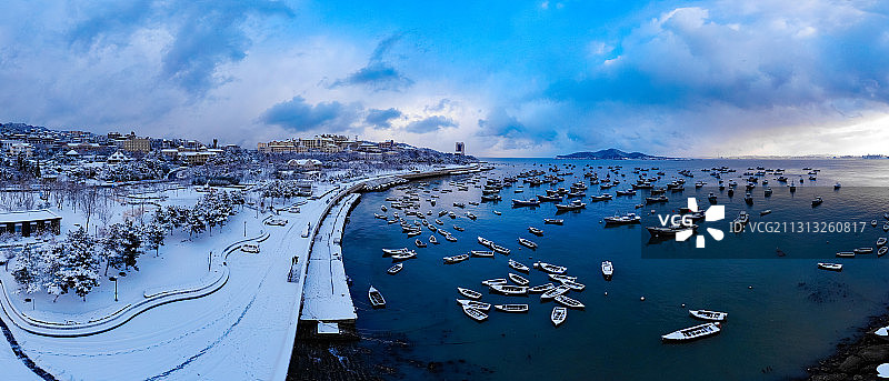 中国.威海.码头图片素材