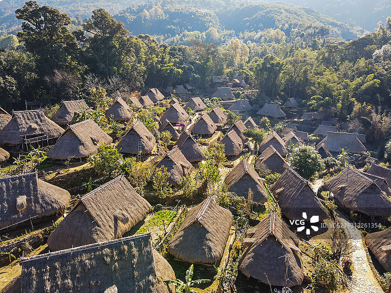 云南临沧沧源翁丁村佤族部落图片素材
