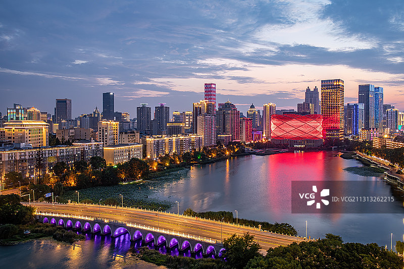 武汉市东湖水果湖楚河汉街灯光夜景图片素材
