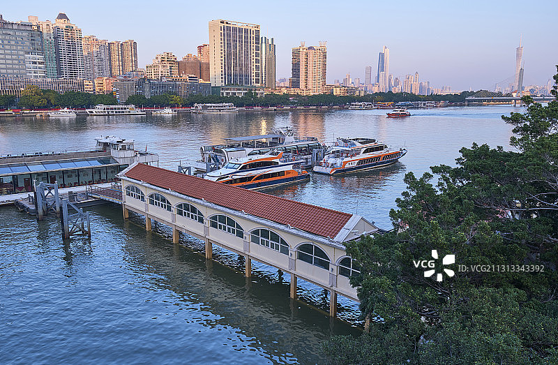 中国广州江湾大桥珠江风光图片素材