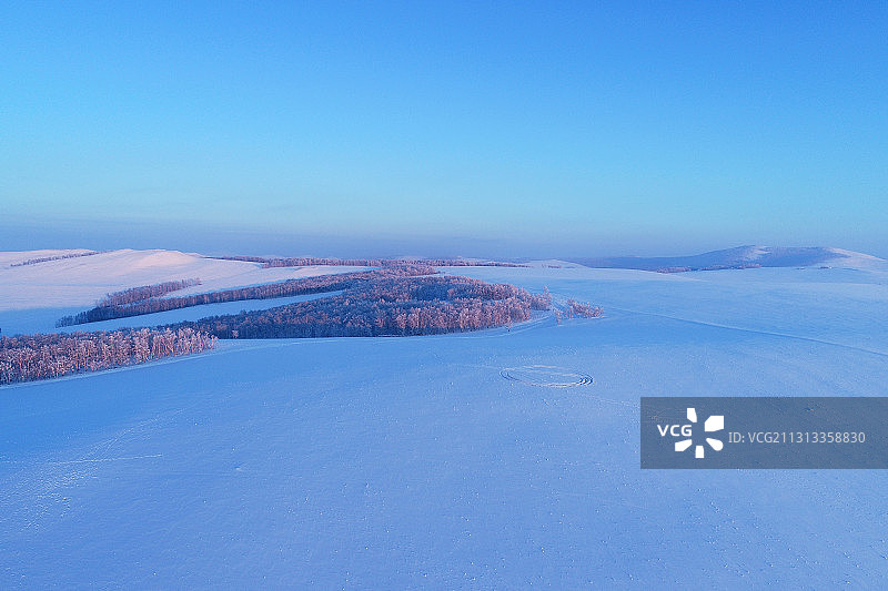 航拍呼伦贝尔冬季雪域雪原风光图片素材