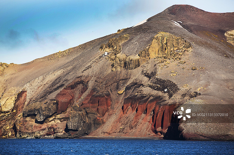 南设得兰群岛欺骗岛上的火山岩，南极半岛附近的活火山图片素材