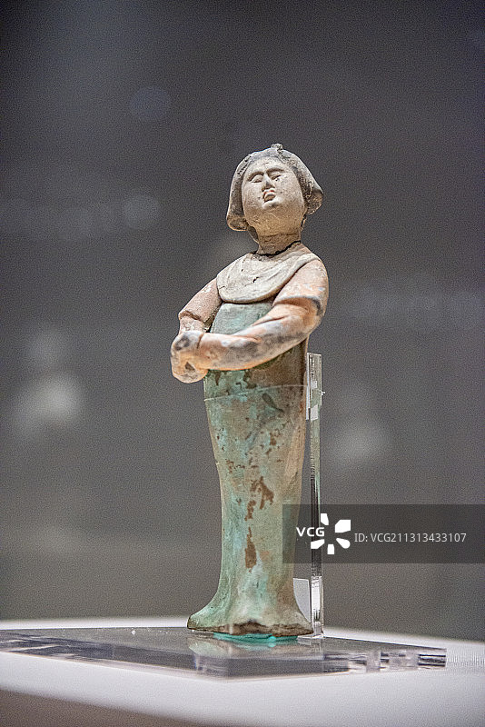 浙大艺博_乐居长安_ 乌蛮髻女立俑图片素材