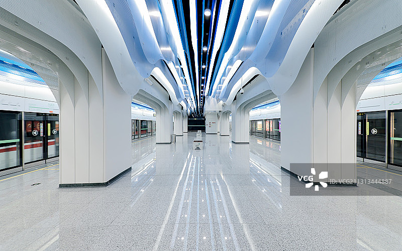 地铁站内部空间图片素材