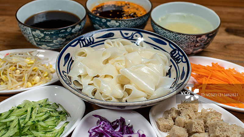 陕北西安小吃凉皮图片素材