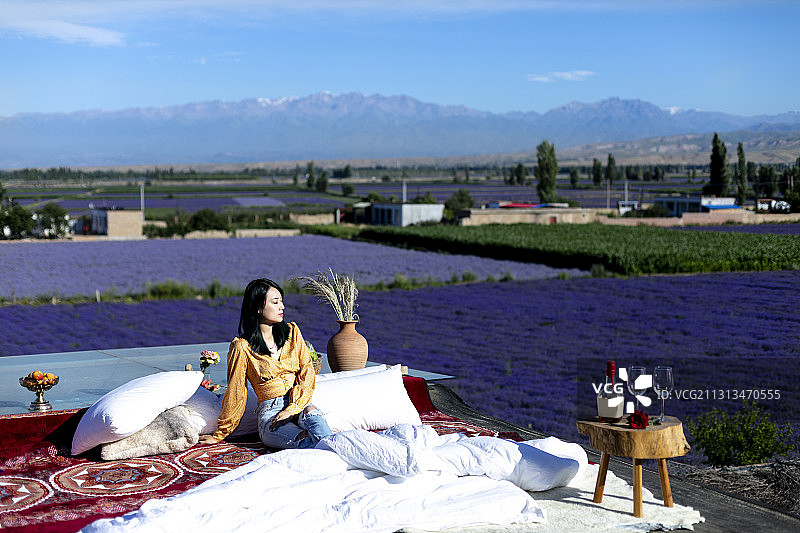 伊犁旅行方式图片素材