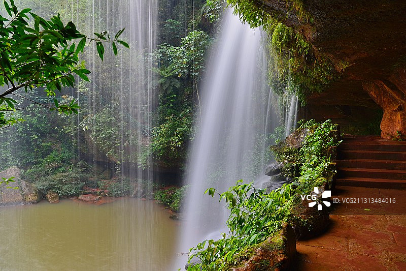 风光秀丽，造化奇特的水帘洞瀑布，贵州赤水，四洞沟景区图片素材
