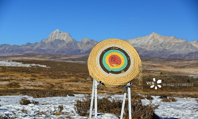 康定鱼子西，雪山之下唯美的高原风光，成都周边网红打卡景区图片素材