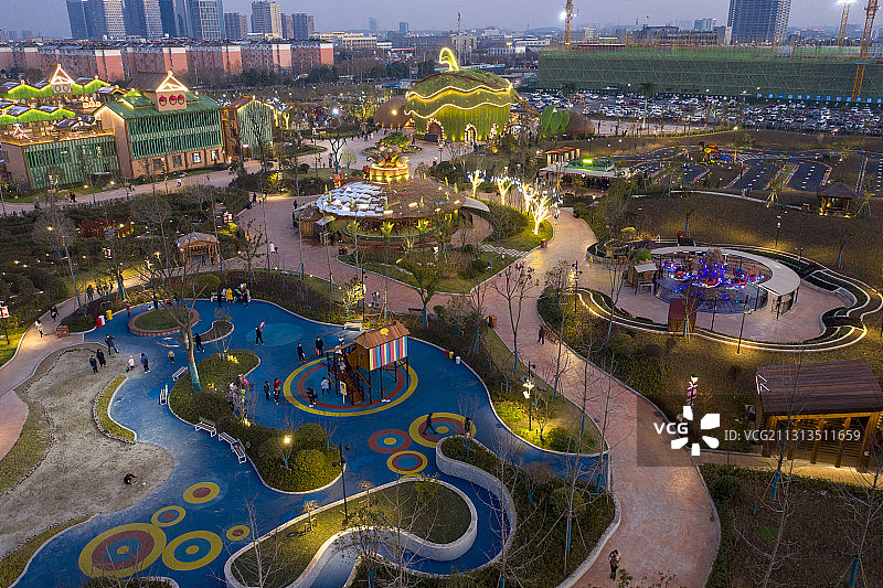 航拍芜湖市松鼠小镇游乐场图片素材