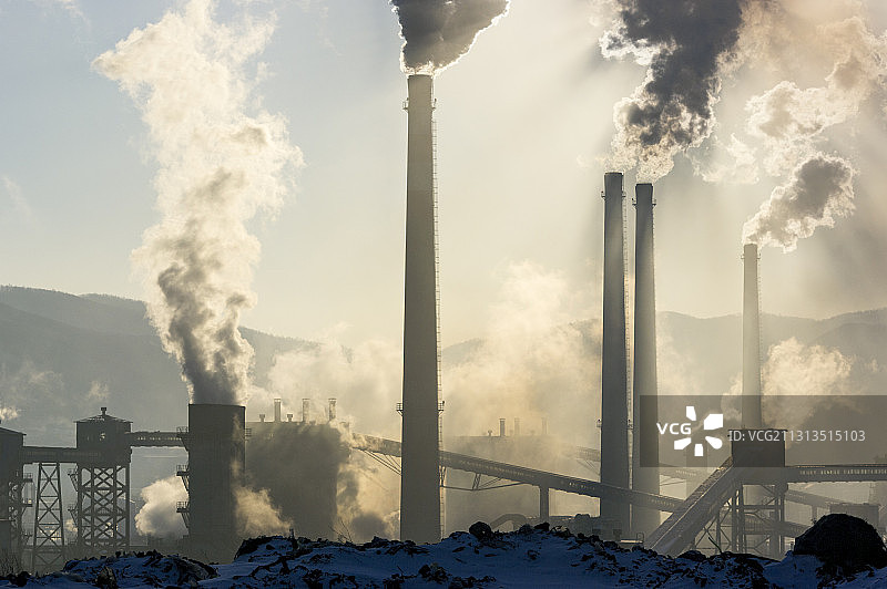 浓烟滚滚图片素材