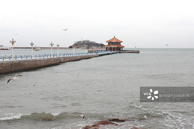 青岛栈桥回澜阁图片素材