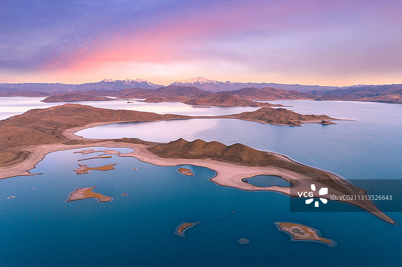 西藏山南羊卓雍措风光图片素材