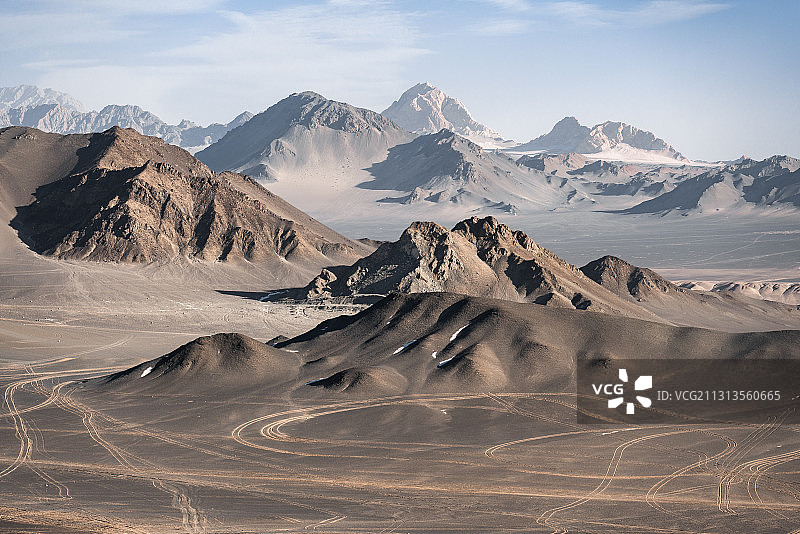 青海海西冷湖黑戈壁景观图片素材