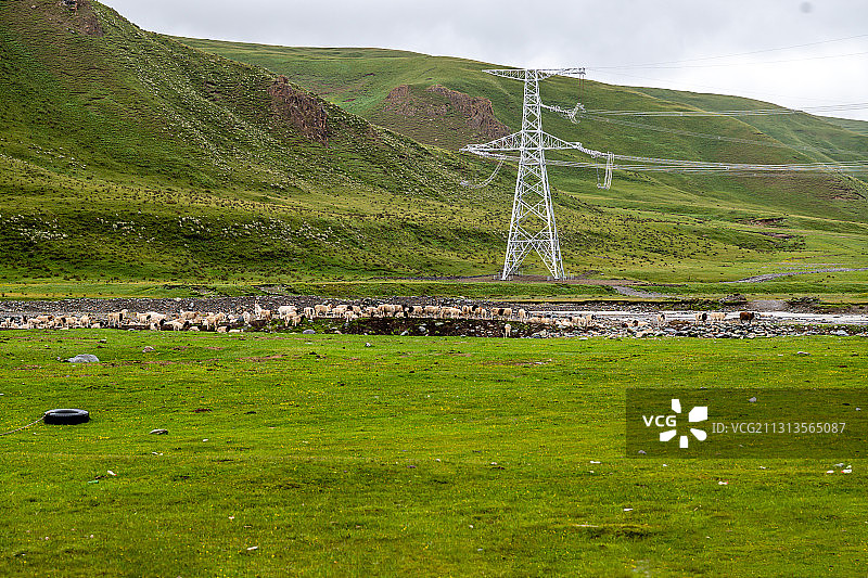 新疆巴音布鲁克草原图片素材