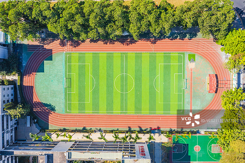 广东省深圳市福田区莲花中学运动场足球场航拍图片素材