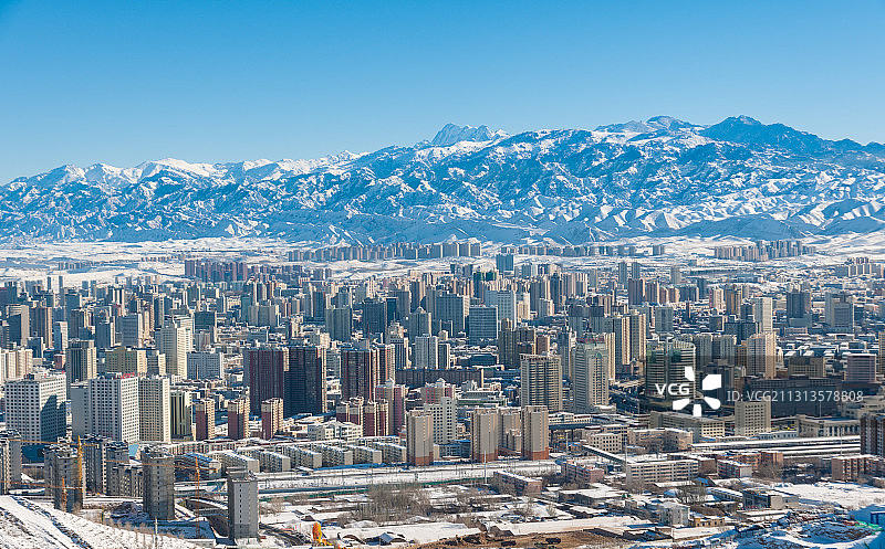冬季乌鲁木齐雪景城市图片素材