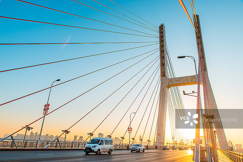 八一大桥图片素材