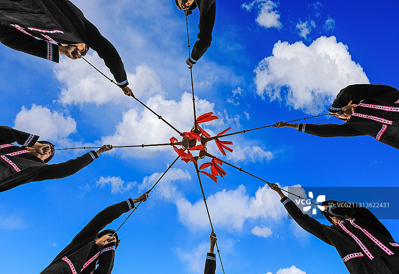 最炫民族风（中国 广西）图片素材