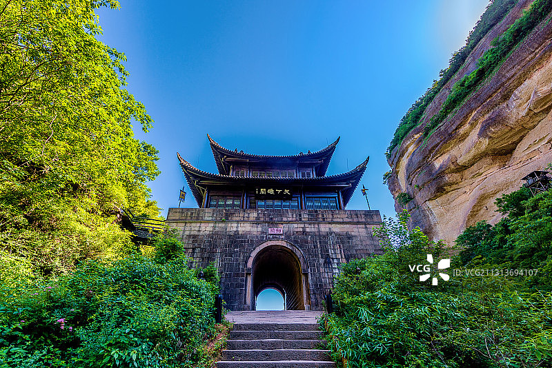 中国四川广元剑门关风景区剑阁关楼图片素材