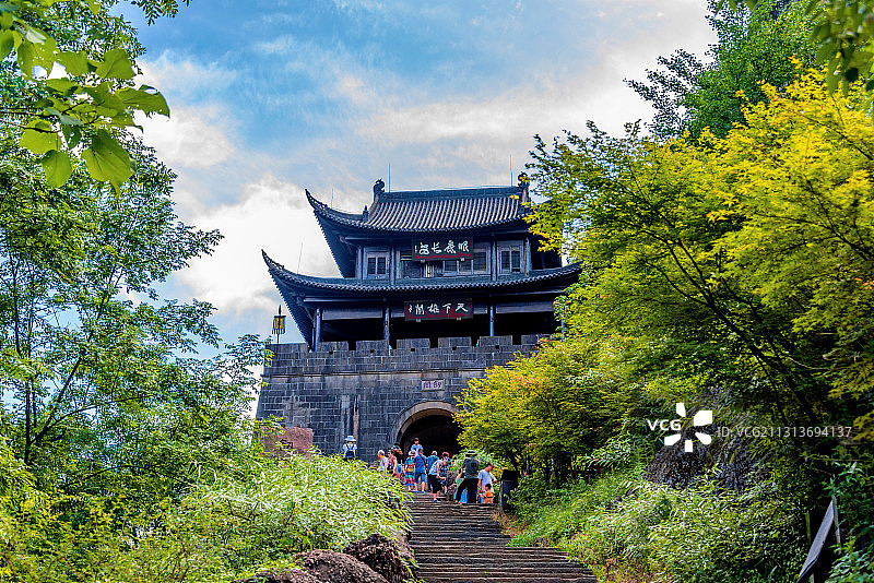 中国四川广元剑门关风景区剑阁关楼图片素材