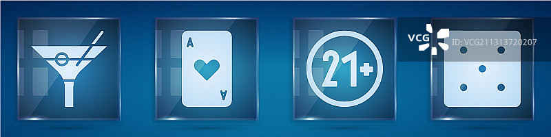 马提尼酒杯扑克牌（红心21点）图片素材