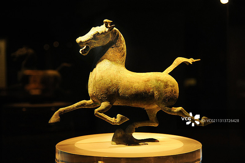 甘肃博物馆馆藏文物马踏飞燕图片素材