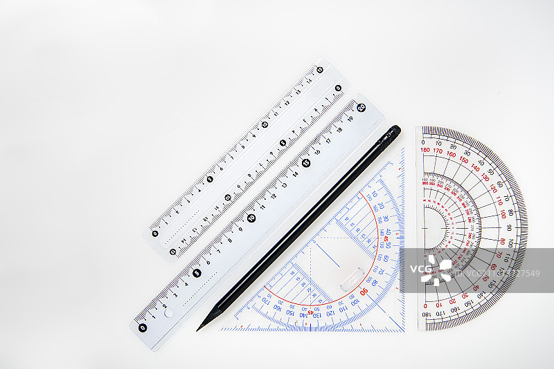 白色背景学习用品文具图片素材