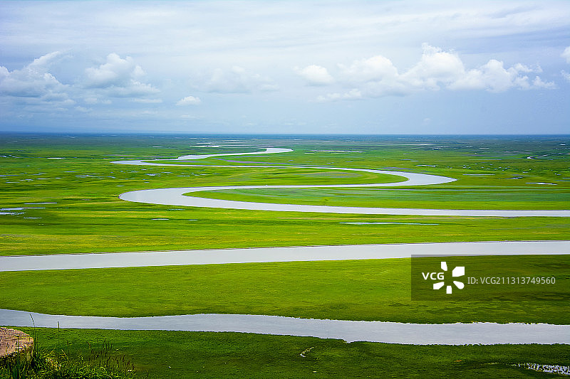 亚洲中国新疆维吾尔自治区巴音布鲁克草原九曲十八弯图片素材