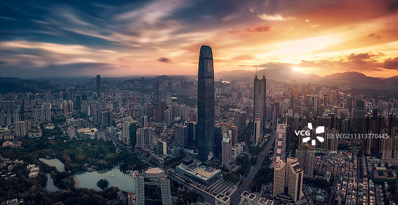 航拍罗湖京基100酒店风光图片素材