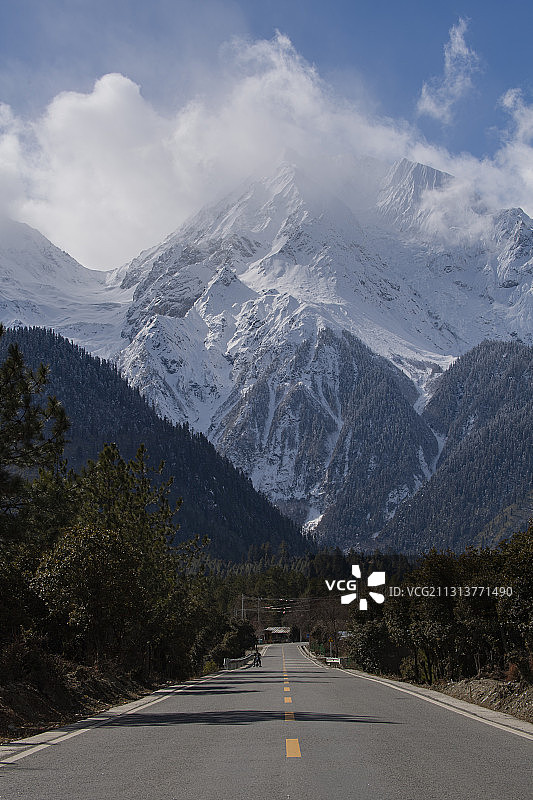 最美318--波密段图片素材