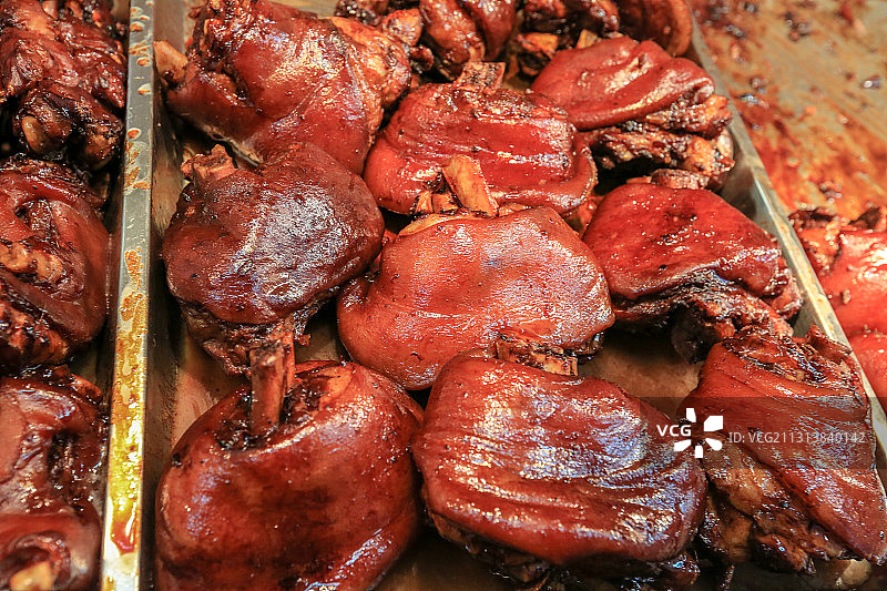 江苏周庄美食沈万三猪蹄图片素材