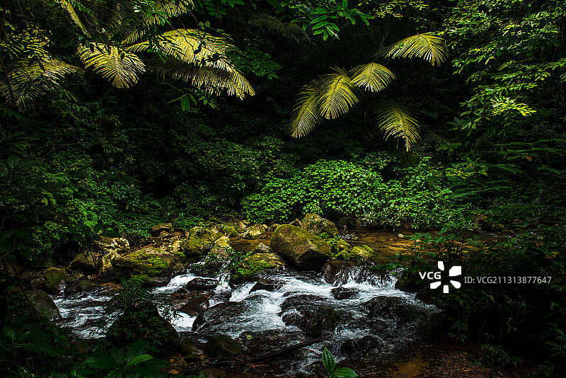 广西崇左靖边通灵大峡谷图片素材