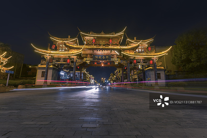成都琴台路古街夜景雕塑图片素材