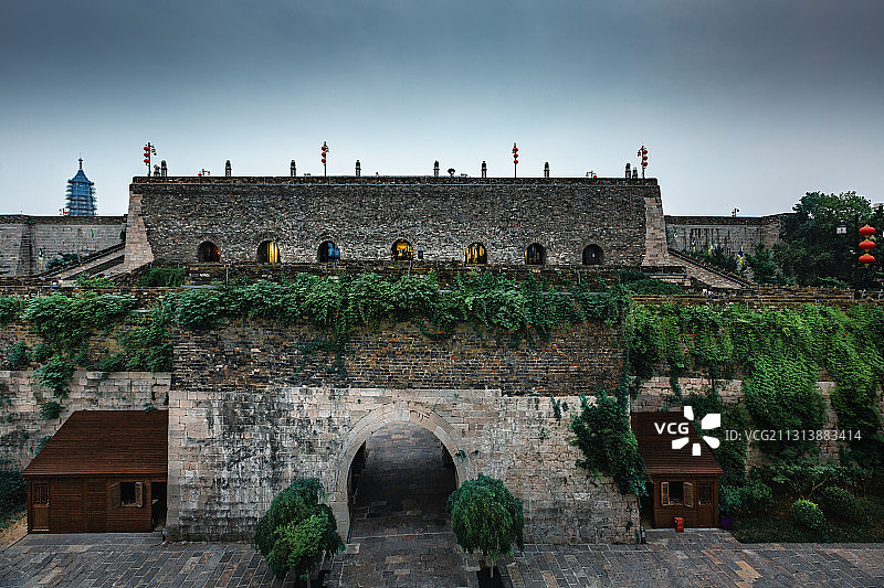 傍晚的中华门城堡+南京图片素材