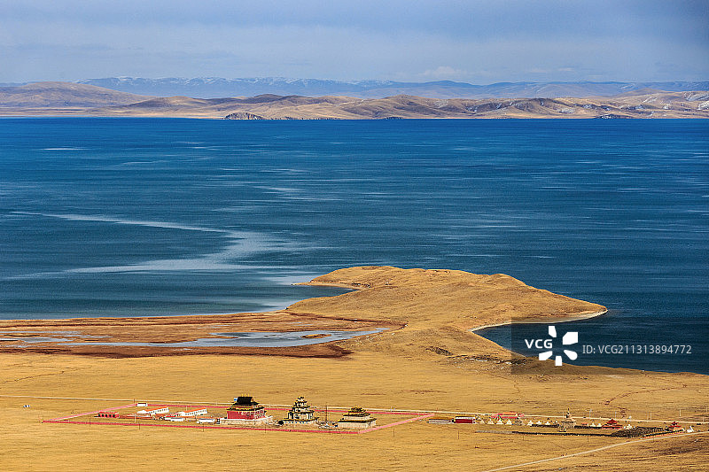 青海果洛鄂陵湖风光图片素材